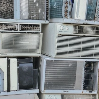 Kalamış Bölgesinde Hurda Çamaşır Makinası Alanlar
